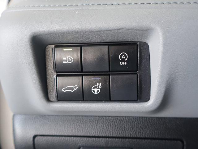 used 2023 Toyota Highlander car, priced at $36,991