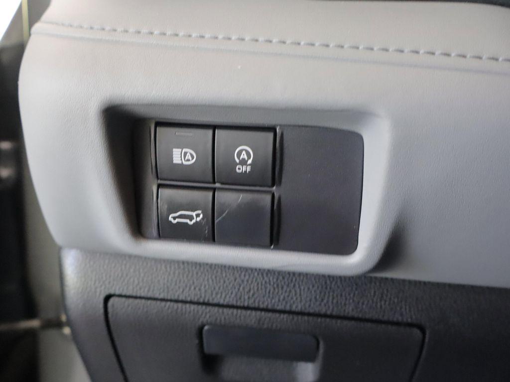 used 2023 Toyota Highlander car, priced at $37,466