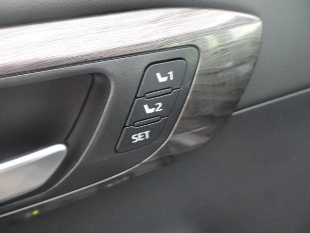 new 2026 Toyota Highlander Hybrid car, priced at $58,198