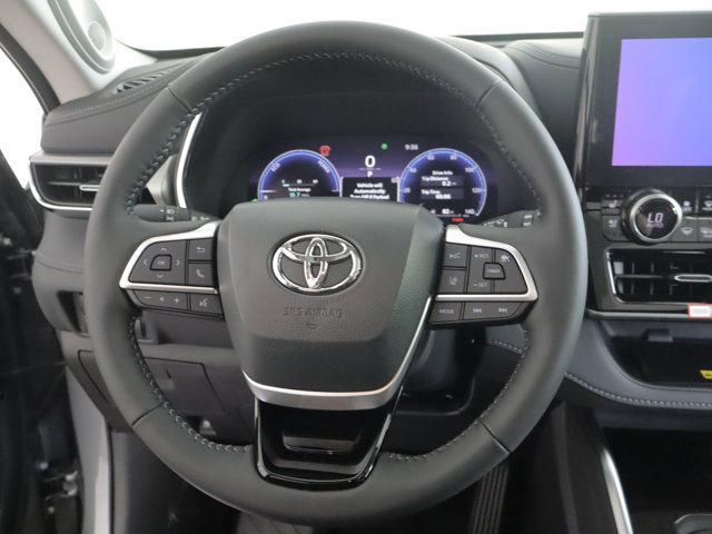 new 2026 Toyota Highlander Hybrid car, priced at $58,198