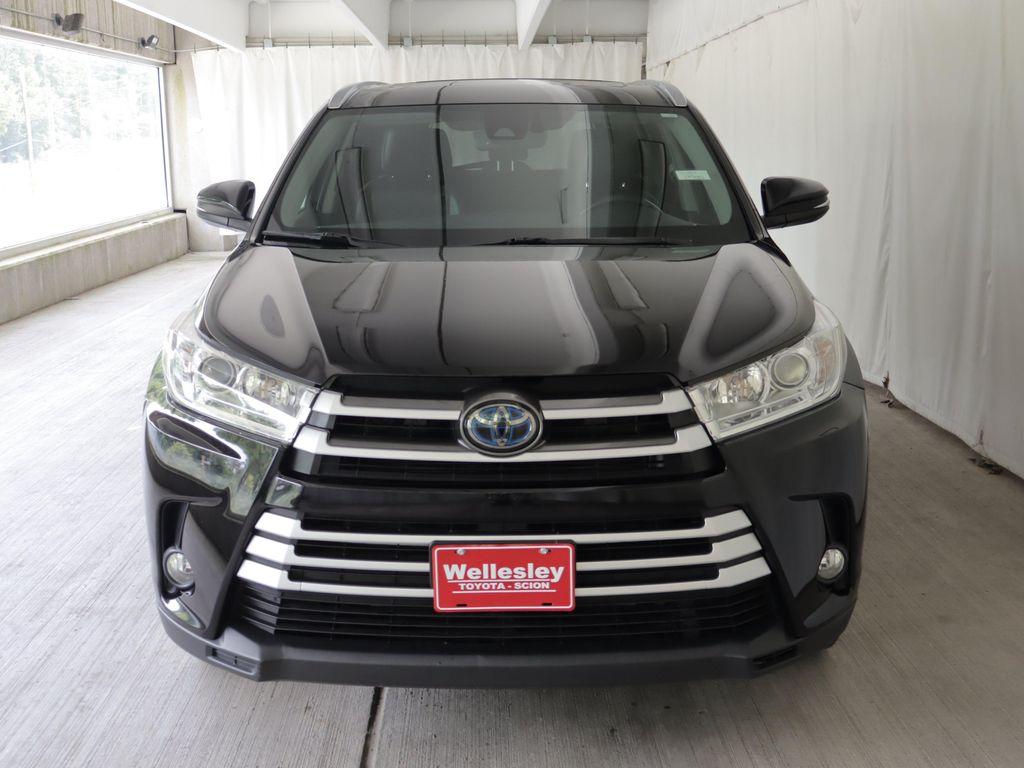 used 2019 Toyota Highlander Hybrid car, priced at $37,465