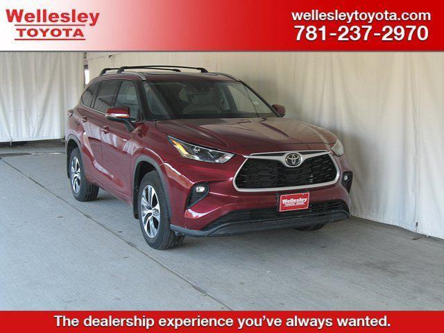 used 2022 Toyota Highlander car, priced at $33,990