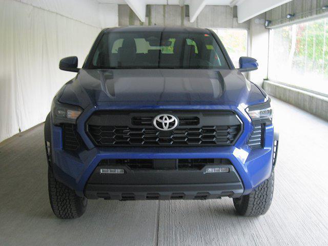 new 2025 Toyota Tacoma car, priced at $43,086