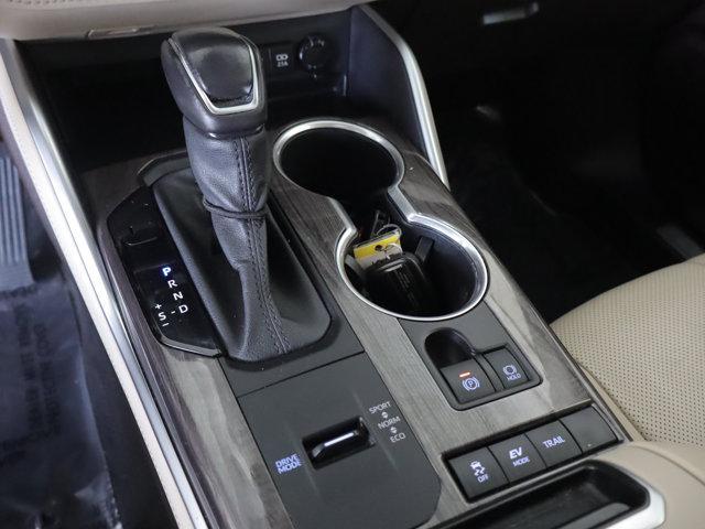 used 2021 Toyota Highlander Hybrid car, priced at $29,990