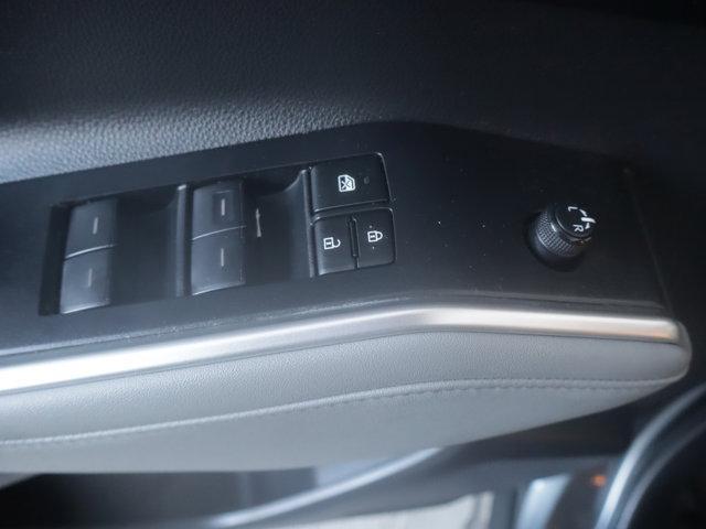 used 2023 Toyota Highlander car, priced at $34,990