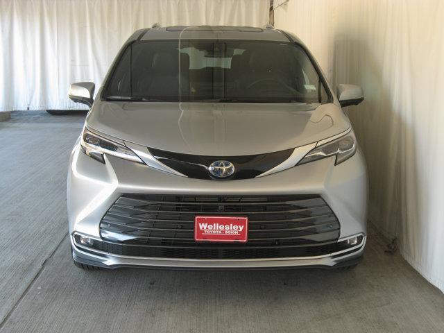 used 2025 Toyota Sienna car, priced at $59,990