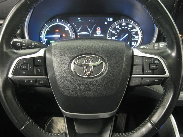 used 2022 Toyota Highlander Hybrid car, priced at $32,490