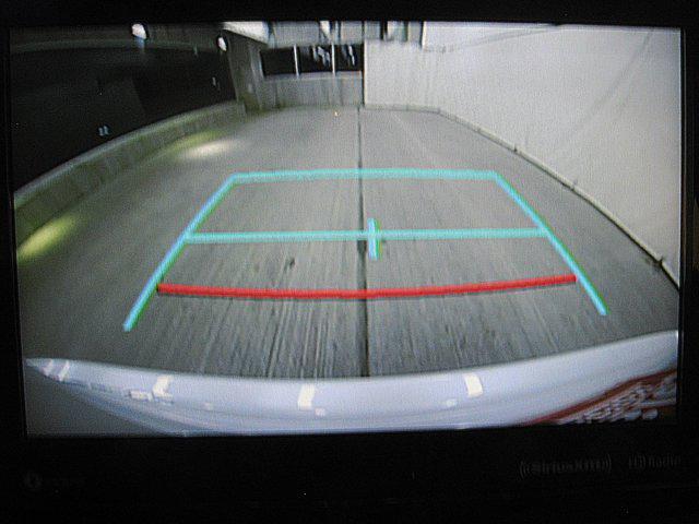 used 2022 Toyota Highlander Hybrid car, priced at $32,490