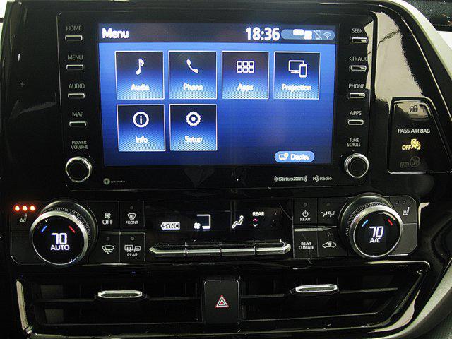 used 2022 Toyota Highlander Hybrid car, priced at $32,490