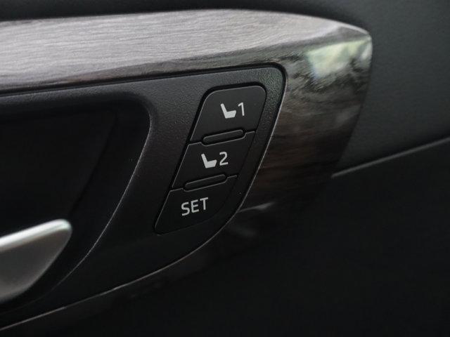 new 2026 Toyota Highlander Hybrid car, priced at $57,248