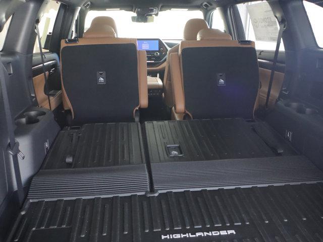 new 2026 Toyota Highlander Hybrid car, priced at $57,248
