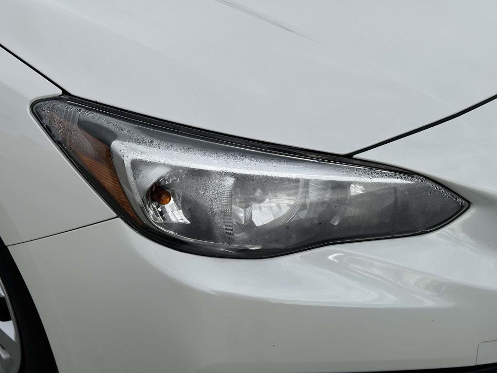 2023 Crystal White Pearl Subaru Impreza