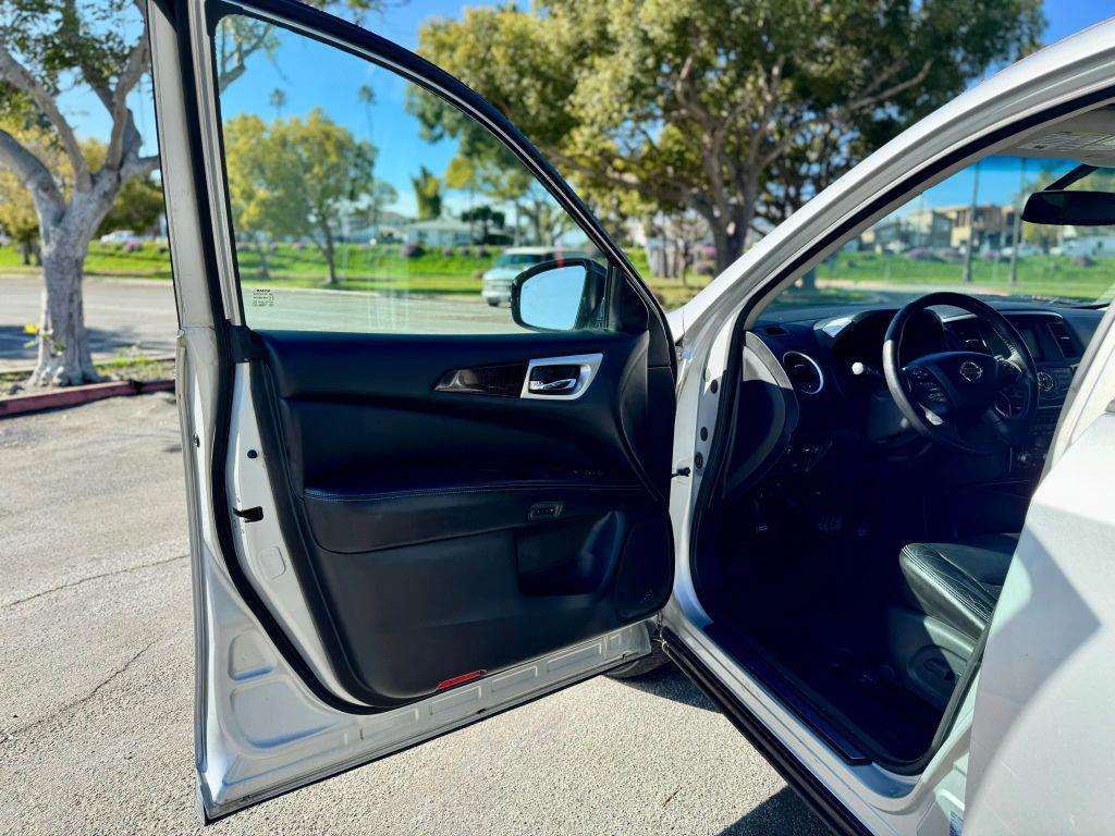 used 2013 Nissan Pathfinder car, priced at $6,990