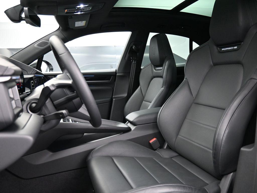 used 2025 Porsche Macan car, priced at $86,900