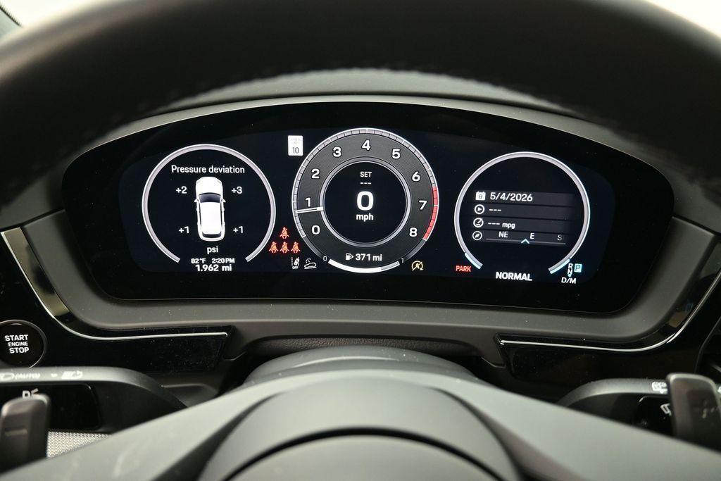 used 2026 Porsche Cayenne car, priced at $106,900