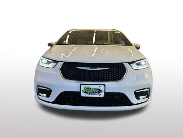 new 2026 Chrysler Pacifica car, priced at $52,785