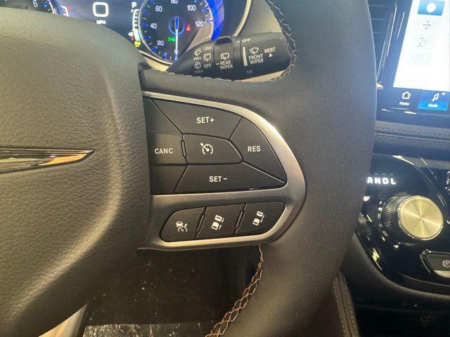 new 2026 Chrysler Pacifica car, priced at $52,785