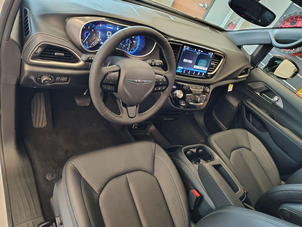 new 2026 Chrysler Pacifica car, priced at $41,806