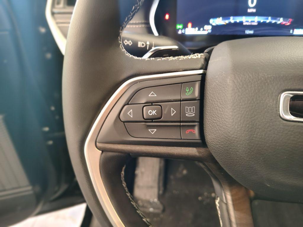 new 2026 Jeep Grand Cherokee car, priced at $41,585