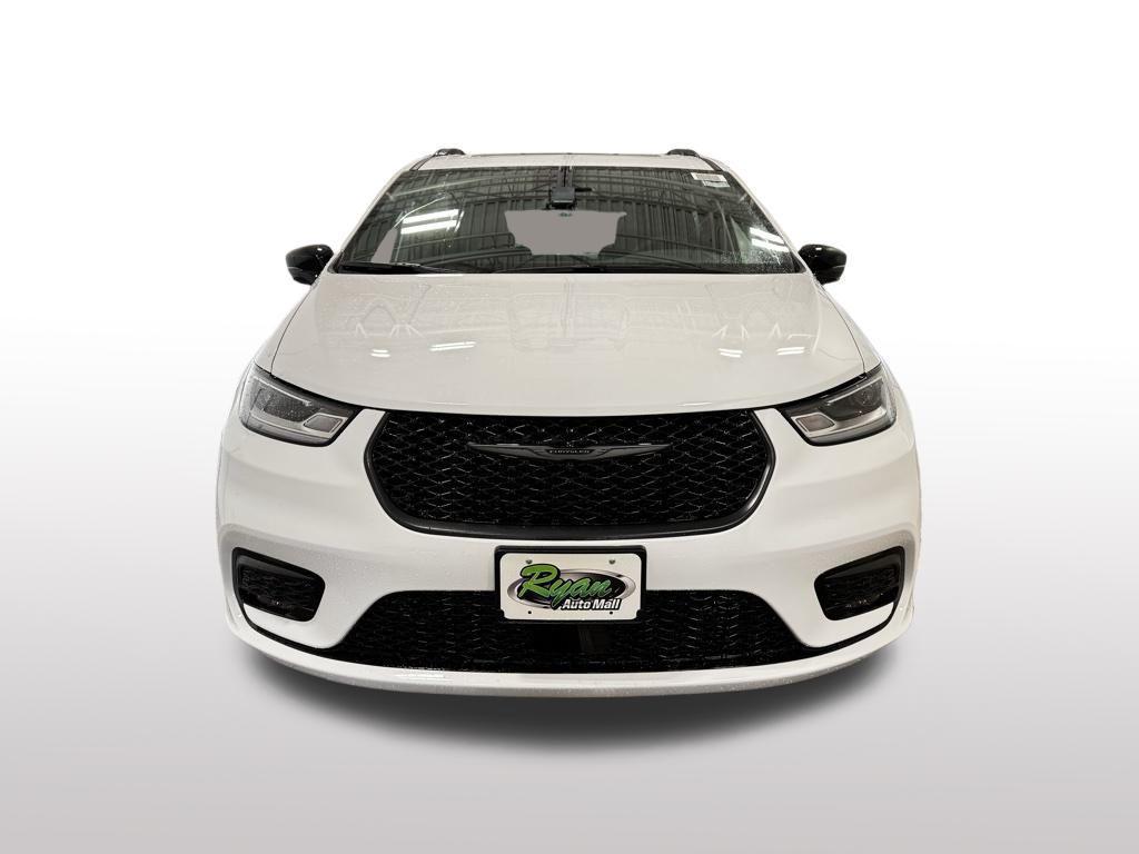 new 2026 Chrysler Pacifica car, priced at $49,692