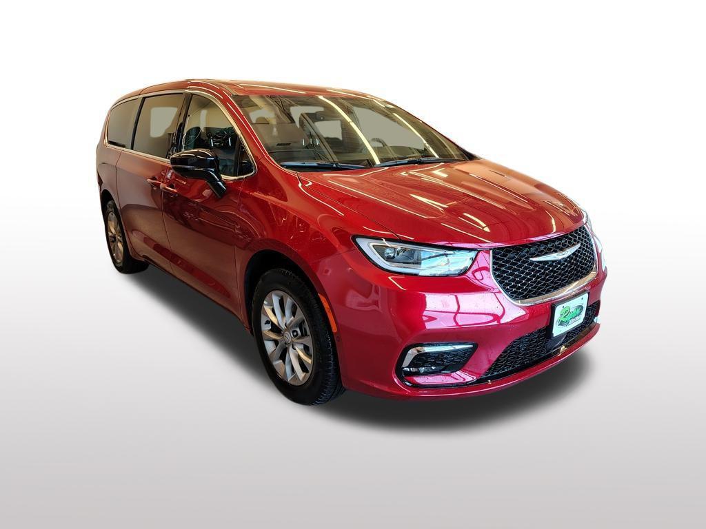 new 2026 Chrysler Pacifica car, priced at $41,652
