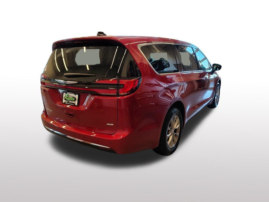 new 2026 Chrysler Pacifica car, priced at $41,652
