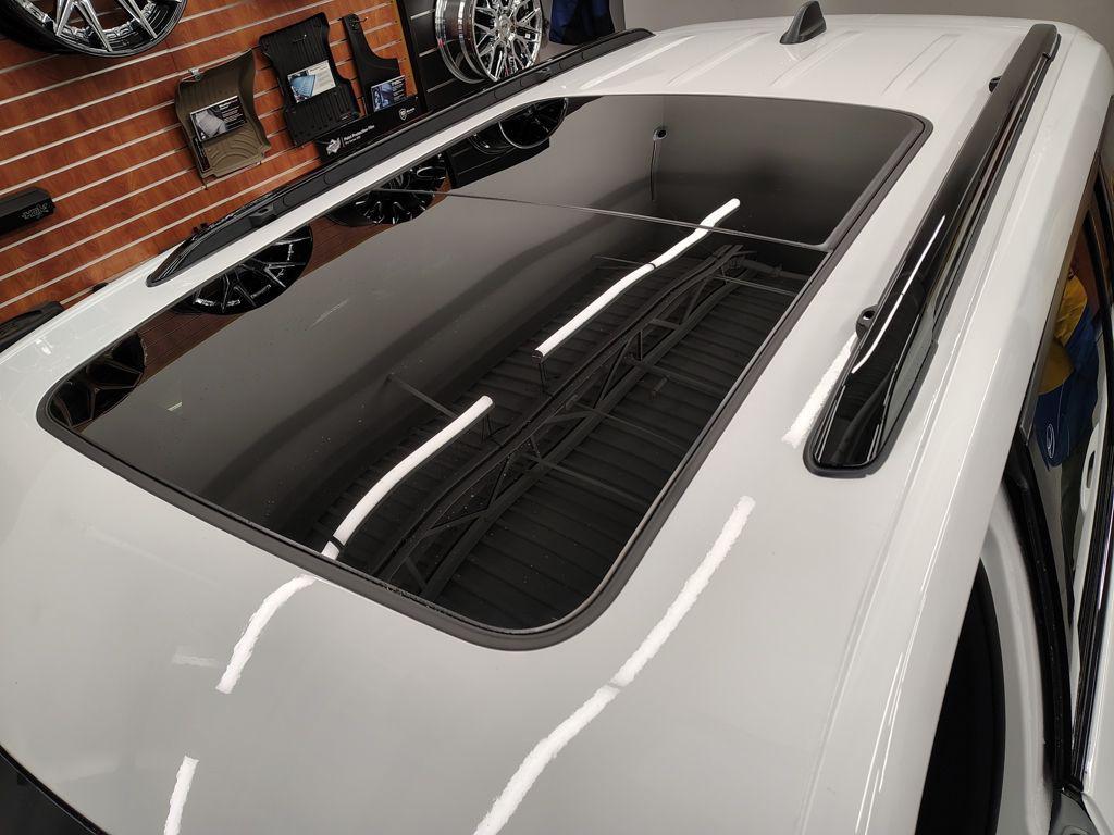 new 2026 Jeep Grand Cherokee car, priced at $53,980