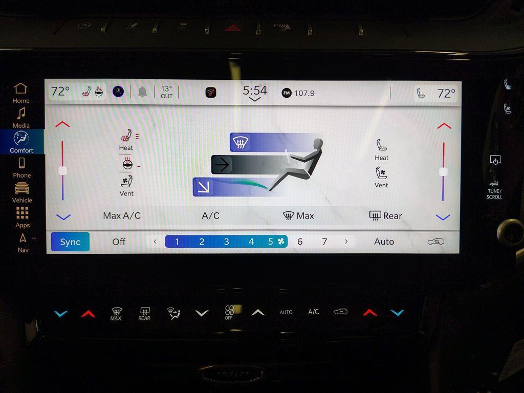 new 2026 Jeep Grand Cherokee car, priced at $53,980