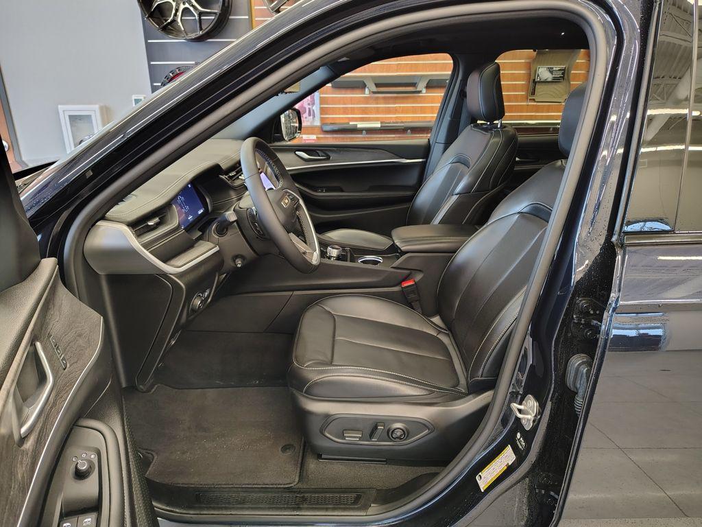 used 2024 Jeep Grand Cherokee L car, priced at $36,027