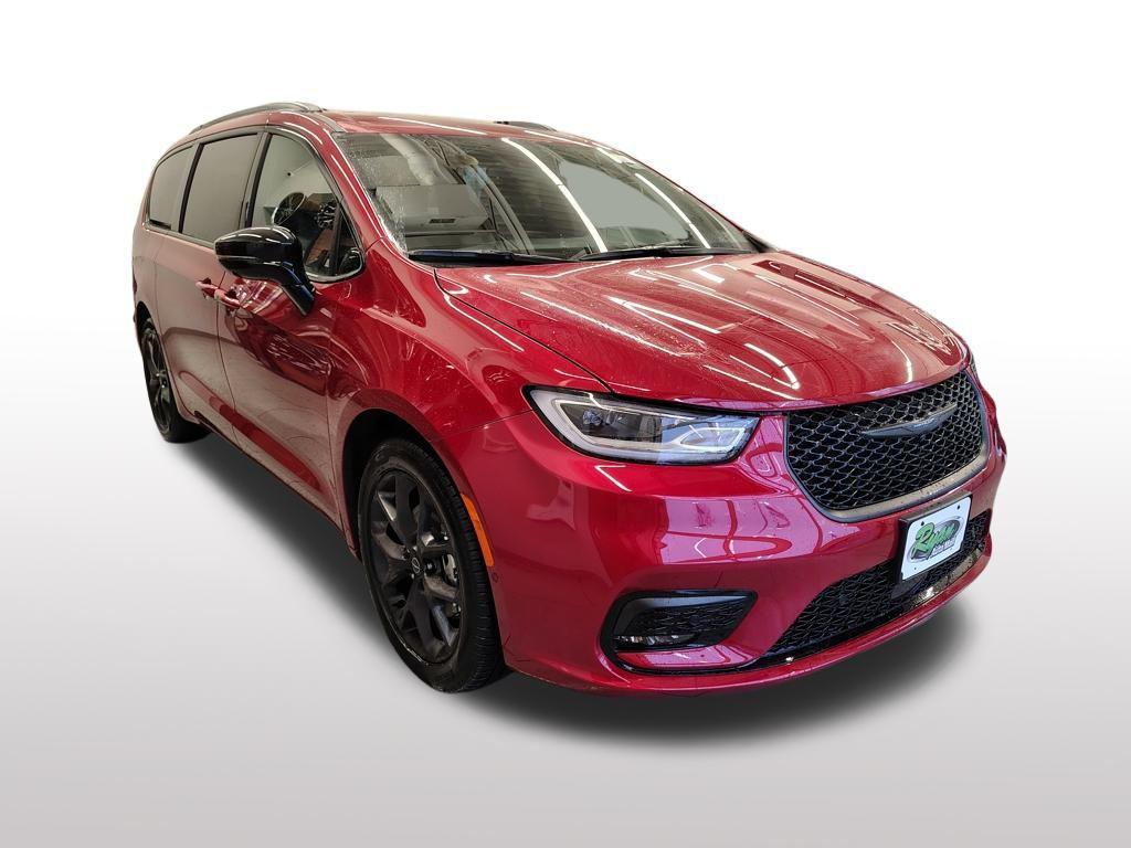 new 2026 Chrysler Pacifica car, priced at $42,987