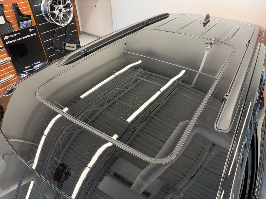 new 2025 Jeep Grand Cherokee car, priced at $49,436