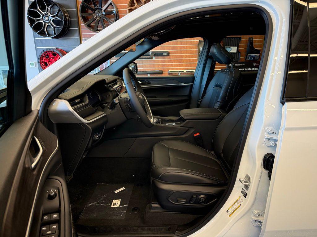 new 2025 Jeep Grand Cherokee L car, priced at $48,110