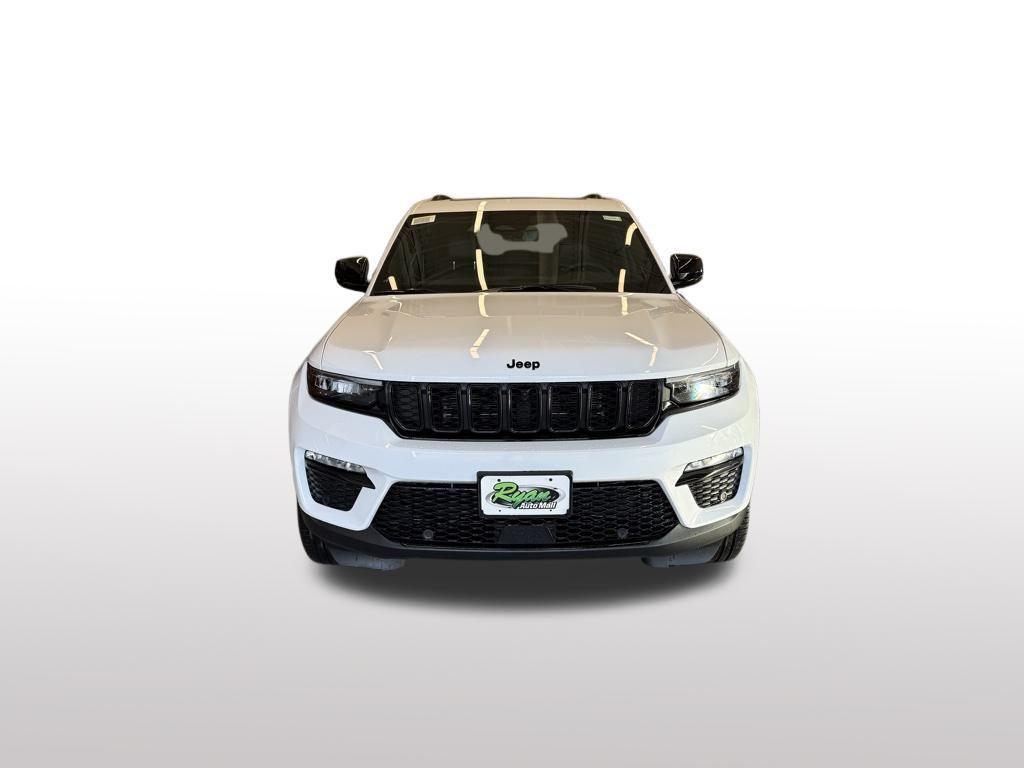 new 2025 Jeep Grand Cherokee car, priced at $48,918