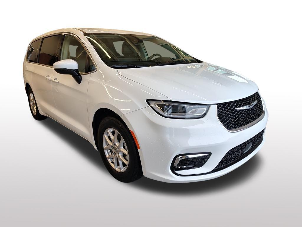 used 2023 Chrysler Pacifica car, priced at $23,499