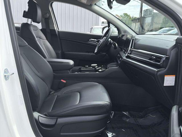 used 2023 Kia Sportage Hybrid car, priced at $30,297