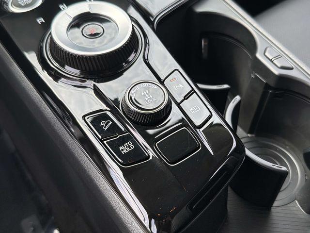 used 2023 Kia Sportage Hybrid car, priced at $30,297