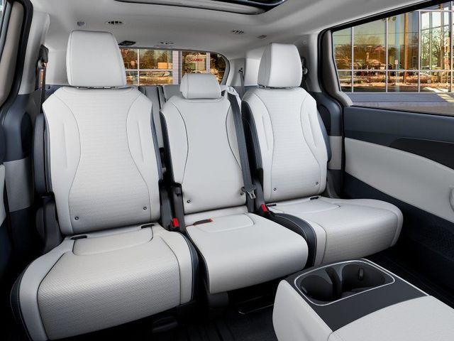new 2026 Kia Carnival Hybrid car, priced at $54,700