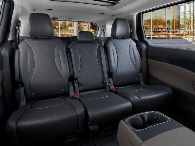 new 2026 Kia Carnival Hybrid car, priced at $47,895