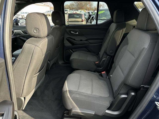 used 2023 Chevrolet Traverse car, priced at $29,497