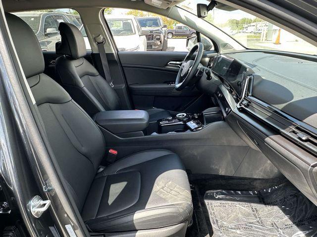 used 2025 Kia Sportage Hybrid car, priced at $32,297