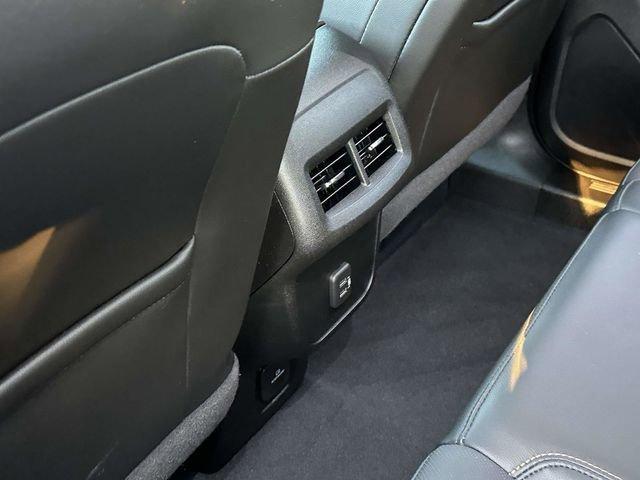 used 2021 Chevrolet Equinox car, priced at $22,997