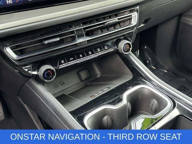 used 2025 Chevrolet Traverse car, priced at $36,497