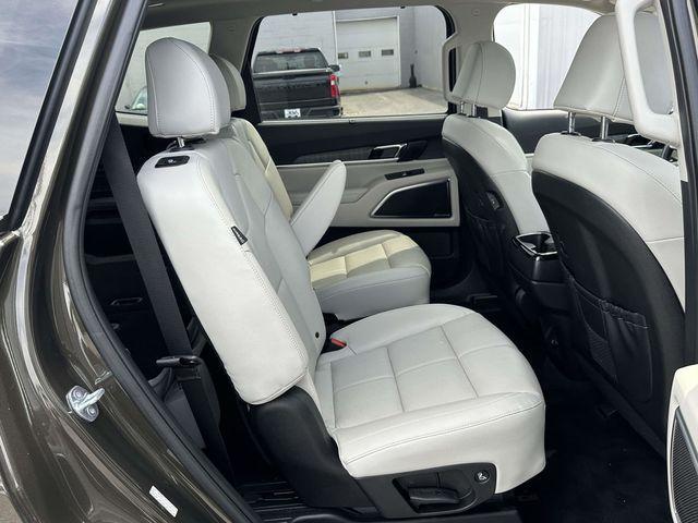 used 2024 Kia Telluride car, priced at $39,797