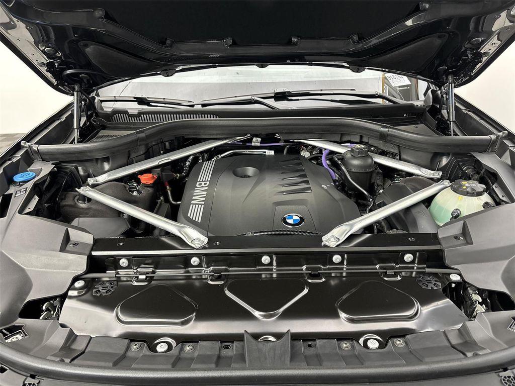 new 2026 BMW X7 car, priced at $108,915