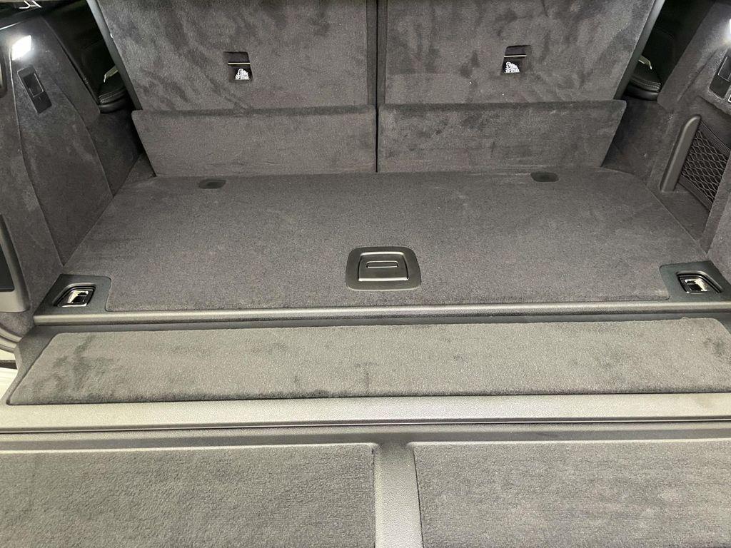 new 2026 BMW X7 car, priced at $123,925