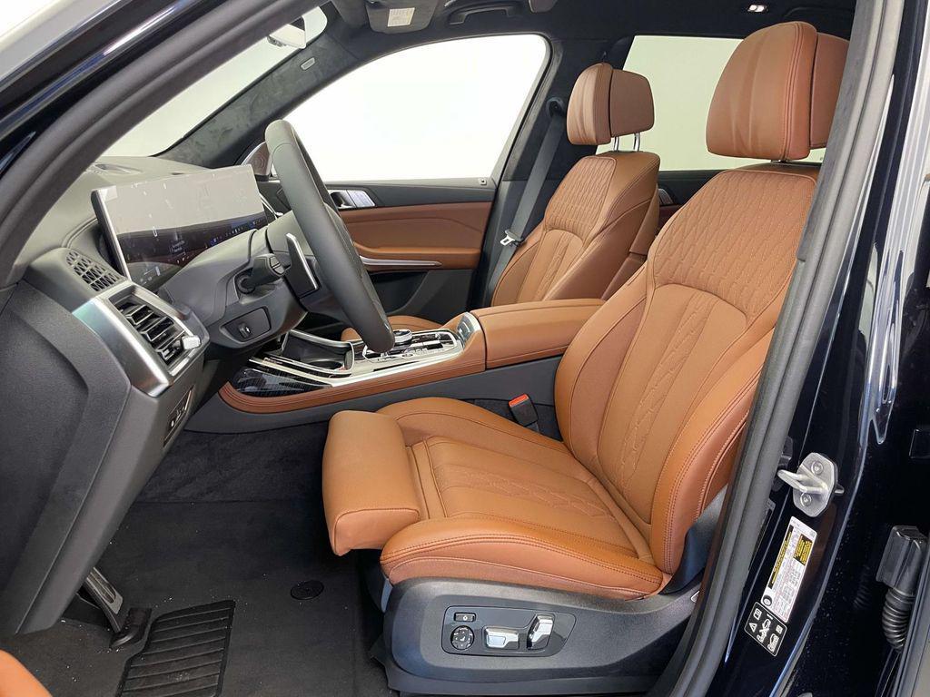new 2027 BMW X7 car, priced at $127,300