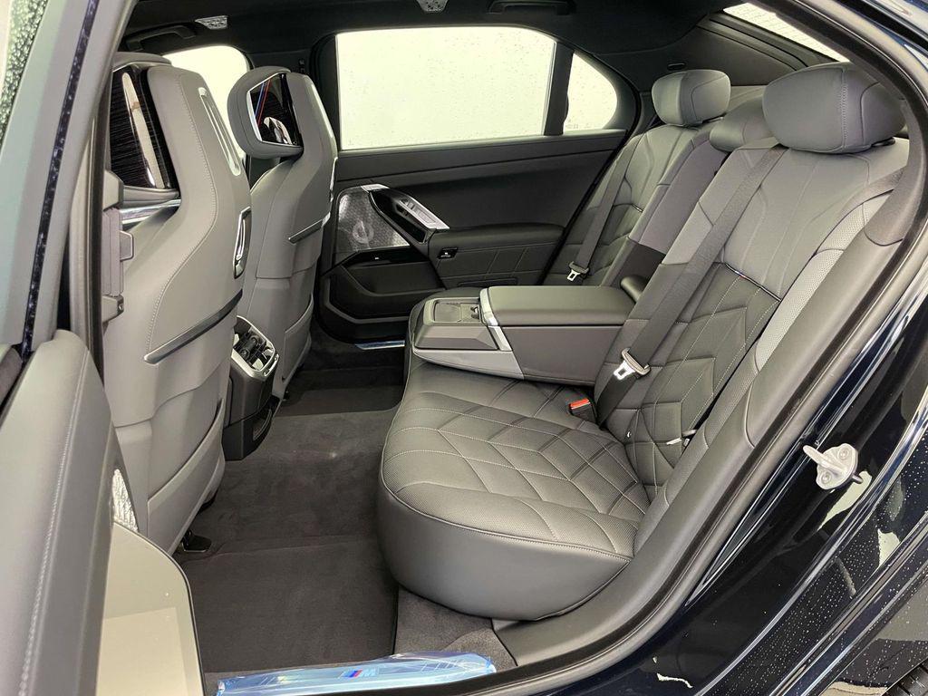 new 2025 BMW 760 car, priced at $137,270