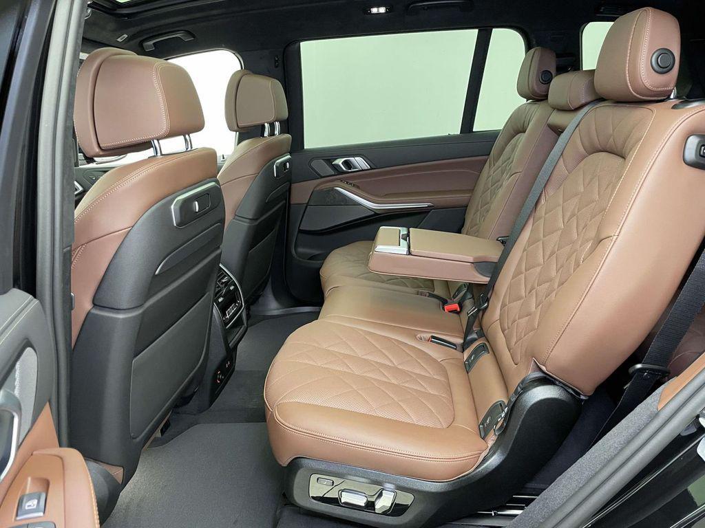 new 2026 BMW X7 car, priced at $99,975