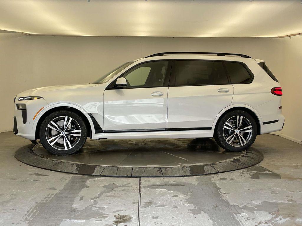 new 2026 BMW X7 car, priced at $101,150