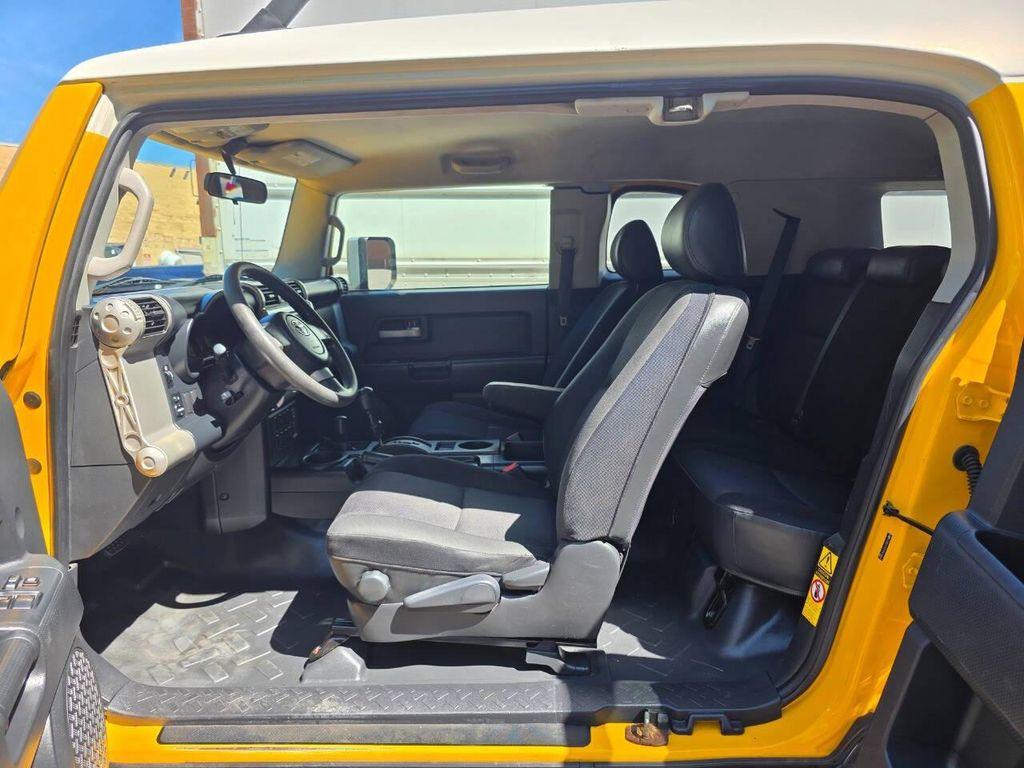 used 2007 Toyota FJ Cruiser car, priced at $11,499